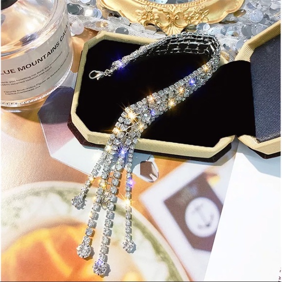 🌟 Rhinestone Crystal Bracelet Tassel - Picture 1 of 6